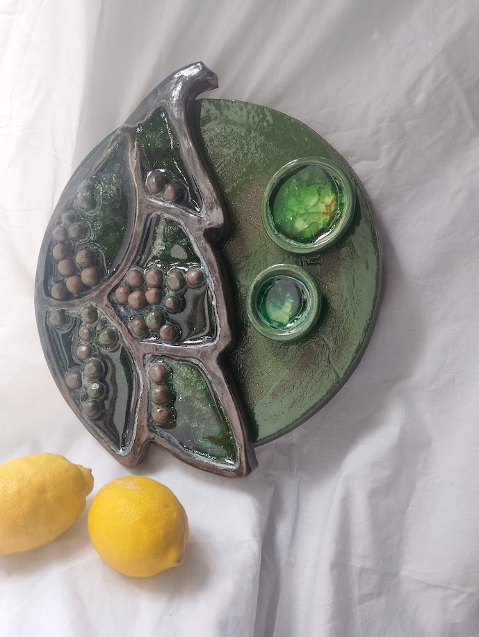 Encruzado wall sculpture