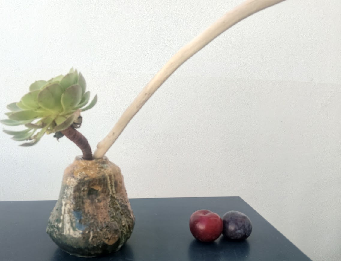 vase DORINTO